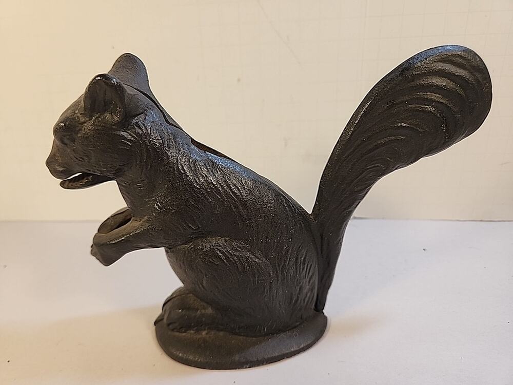 Vintage Cast Iron Squirrel Nutcracker 5.5" Tall Nut Cracker